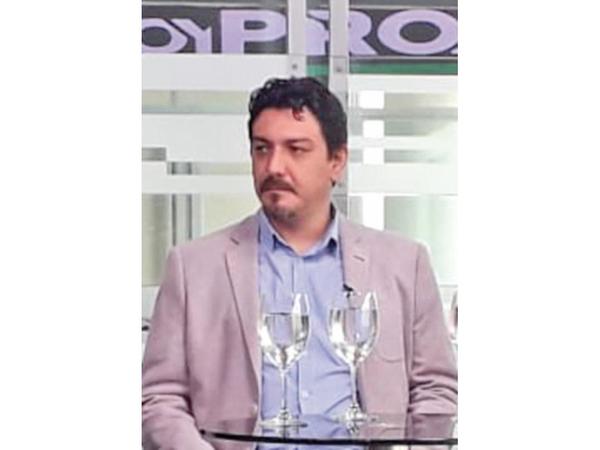 Prometen aumentar provisión de tarjetas