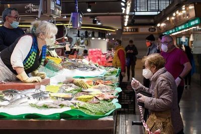 Consumo de alimentos con vitaminas A, E y D alivia los males respiratorios  - Ciencia - ABC Color