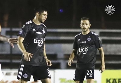 Gorosito y otros ocho técnicos, descartados para dirigir a Olimpia
