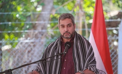 HOY / Abdo dice que Paraguay es "un modelo en el mundo" y que no buscará su rekutu