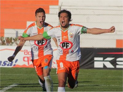 Dos experimentados refuerzan Guaireña