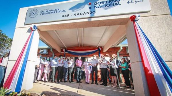 Marito entrega dos Unidades de Salud Familiar y ambulancia en Cordillera