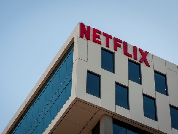 Francia obligará a Netflix y Amazon a invertir en producciones francesas