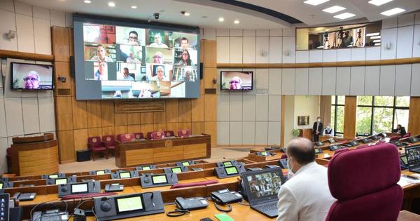 Senadores salvan a Friedmann al dejar sin quórum la sesión