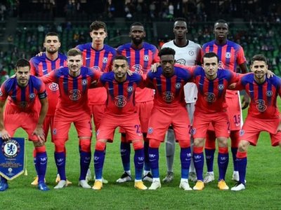 El Chelsea gana con más goles que juego