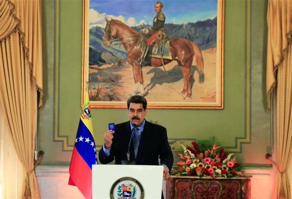 Maduro dice que Guaidó terminará huyendo de Venezuela como Leopoldo López