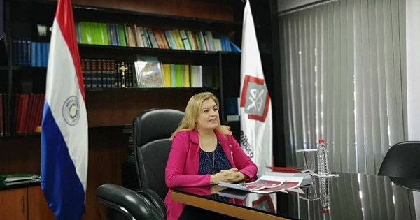La Nación / La fiscala general del Estado disertó sobre la industria del secuestro en Paraguay