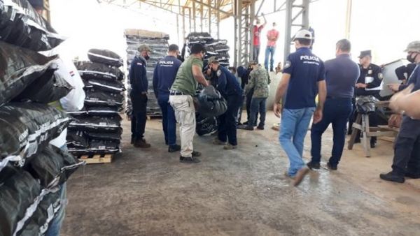 Fiscalía allana puerto privado Caacupemí, en Pilar, en busca de drogas