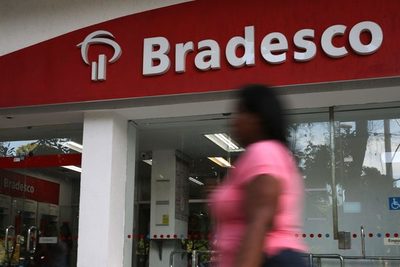 El beneficio del banco Bradesco se redujo un 34,2% por la pandemia hasta septiembre - MarketData