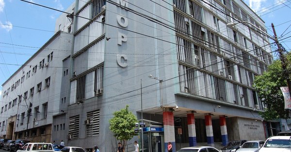 La Nación / MOPC: Se borraron todos los archivos y nadie comunicó