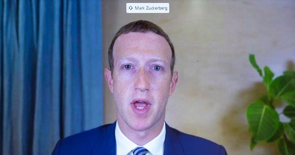 La Nación / Jefes de Twitter, Google y Facebook rinden cuentas