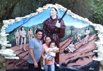 Crónica / EL YKUA MÁGICO: “Atrapó” a su lapa con la fuente del amor