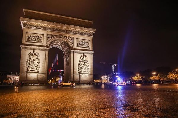 Francia vuelve a confinarse ante el fracaso de las medidas parciales - Mundo - ABC Color