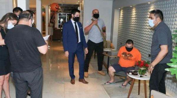 Se hacía pasar por funcionario de la SET para sacar dinero: detienen a presunto estafador