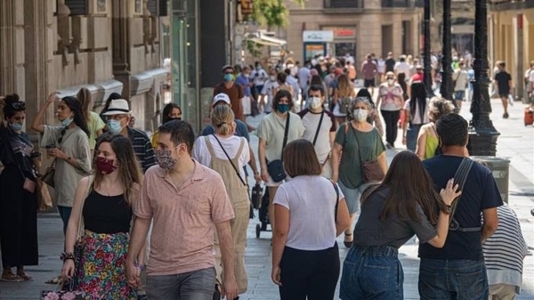 HOY / COVID-19: La segunda ola amenaza los hospitales europeos