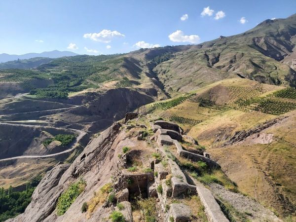 Irán: El misterio de los "asesinos" medievales del valle de Alamut