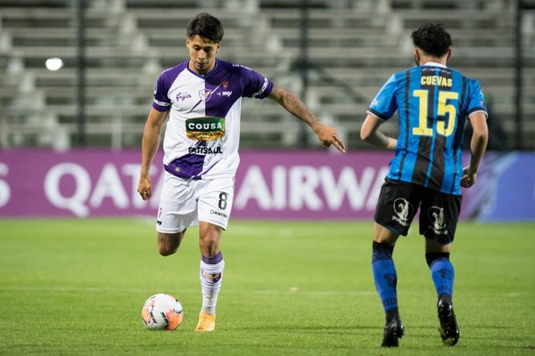 El Huachipato de Florentín cayó ante Fénix y complica sus chances