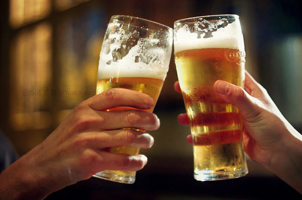 Mayor consumo de alcohol se verifica en personas con alto nivel educativo, según estudio » Ñanduti
