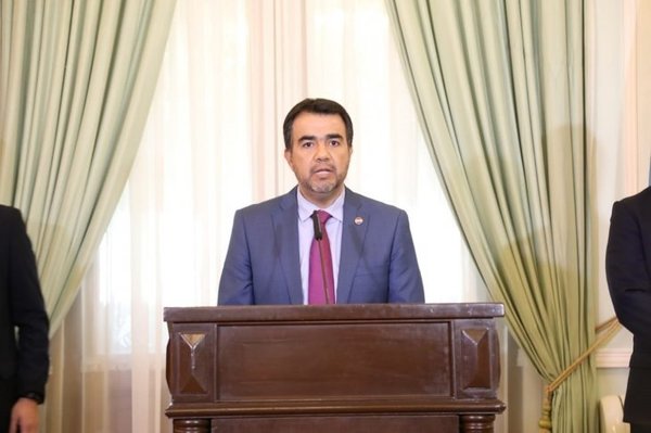 Óscar Llamosas es nuevo ministro de Hacienda | Noticias Paraguay