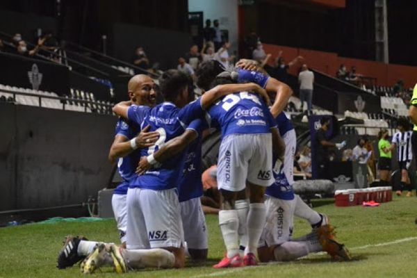 Sol de América buscará brillar esta noche ante la Universidad Católica