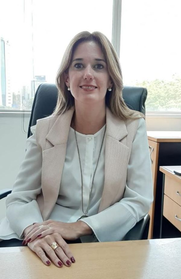 María Fernanda Carrón es la nueva presidenta de la Agencia Financiera de Desarrollo - A La Gran 7-30 - ABC Color