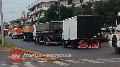 LLEGA CONVOY DE CAMIONES CON 120 MIL KG DE ALIMENTOS DE LA SEN