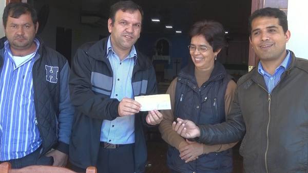 Vecinos franqueños reclaman su premio al intendente - ADN Paraguayo