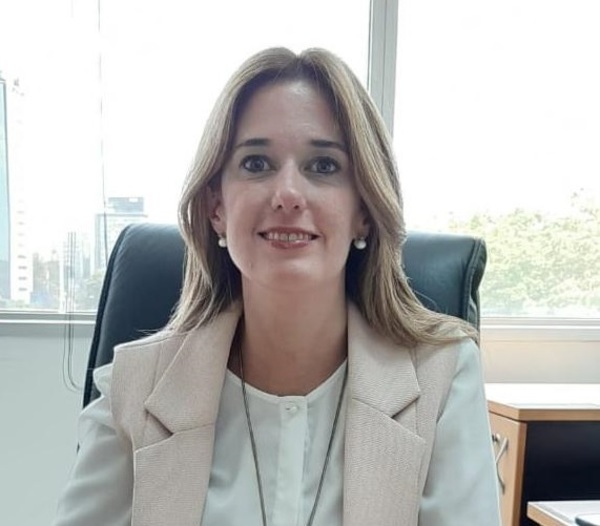 María Fernanda Carron es nueva presidenta de la AFD - MarketData