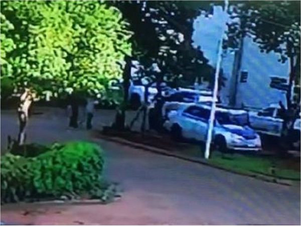 Fiscalía imputa a policías por liberación de presos