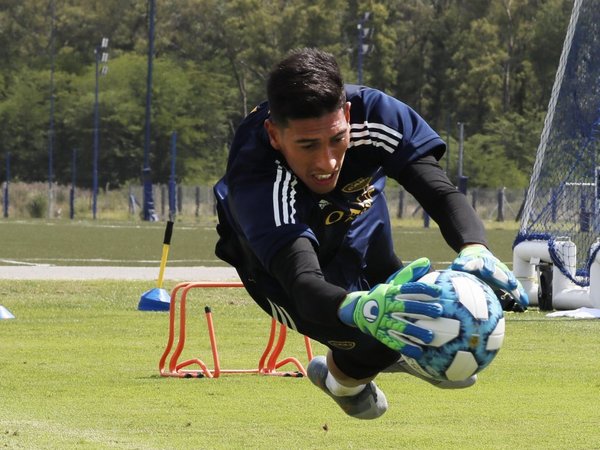 Boca Juniors pierde por lesión al portero Esteban Andrada