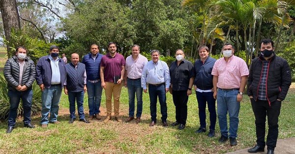 La Nación / Con Horacio Cartes en Misiones, se inician los consensos con miras a las municipales