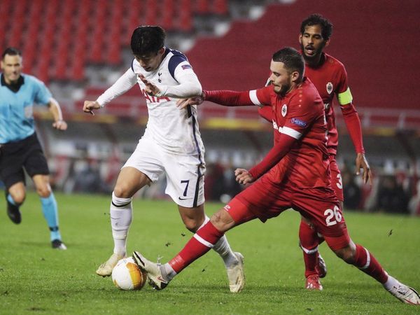 Naufragios del Tottenham y del Leverkusen
