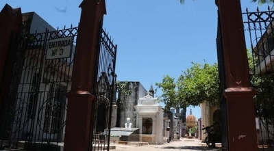 HOY / Varios cementerios abrirán sus puertas para el 1 y 2 de noviembre bajo estricto protocolo sanitario
