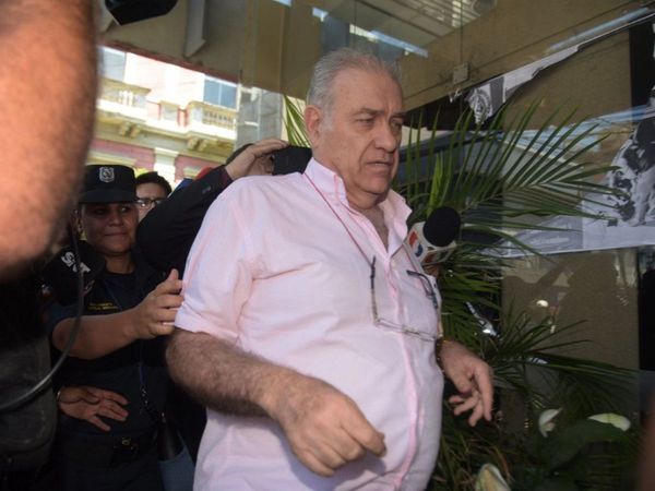 Absuelven a Carlos Kiese en juicio oral por estafa que denunció RGD