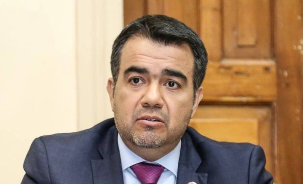 HOY / Funcionarios públicos seguirán con mismo salario, pero sin pagos adicionales