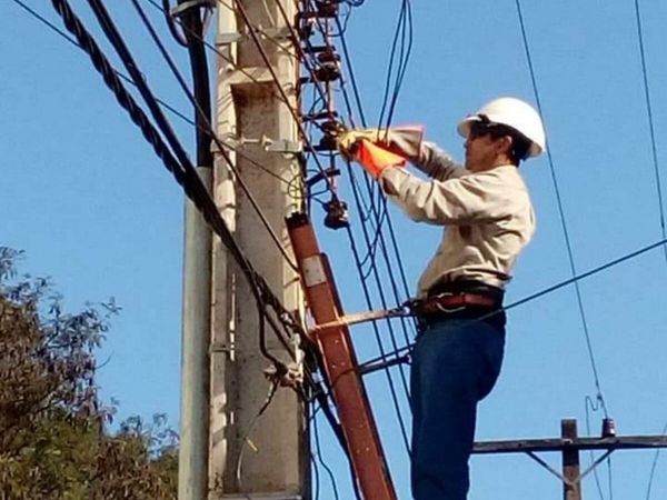 La ANDE no cortará la luz en noviembre por falta de pago