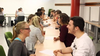 HOY / Organizan citas rápidas en Asunción: “Una especie de Tinder pero más sofisticado”