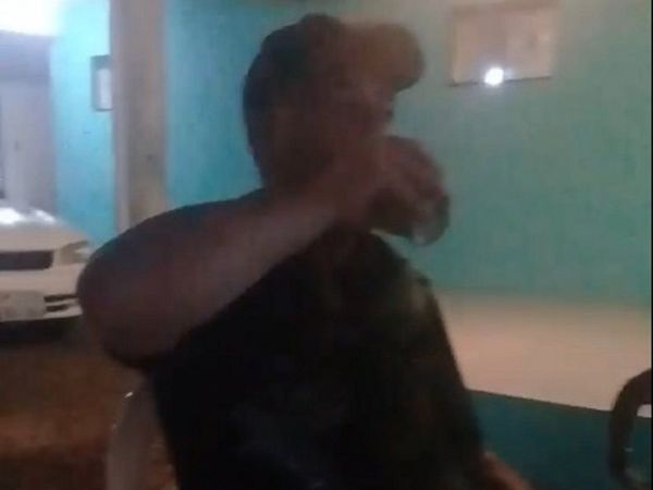 Video muestra cómo detenidos farrean con agente en sede policial