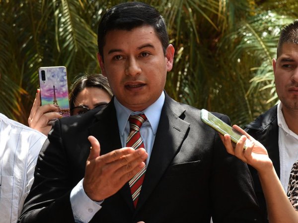 Detienen a ex titular del Indert Mario Vega por caso de soborno