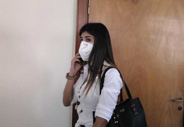 Esposa de Ulises Quintana sostiene que el legislador debe volver a ocupar su banca tras quedar en libertad » Ñanduti