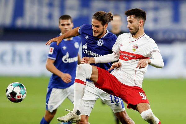 Schalke empata con Stuttgart y sigue en puestos de descenso - Fútbol - ABC Color
