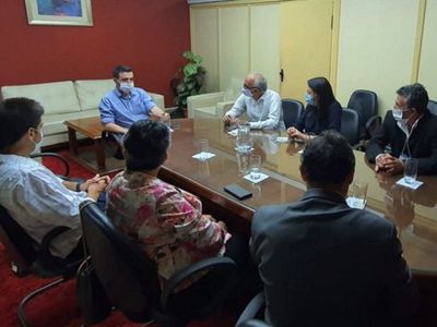 Buscan que BCP elimine pago de comisiones por operar en dólares