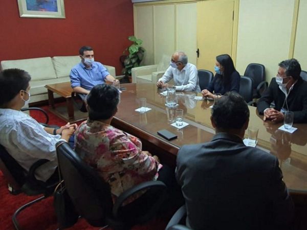 Buscan que BCP elimine pago de comisiones por operar en dólares