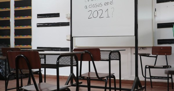 La Nación / Vuelta a las aulas: “Es un gran riesgo epidemiológico innecesario”