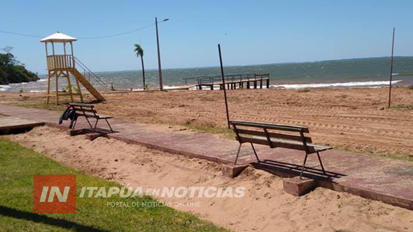 HERMOSEAN PLAYA MUNICIPAL DE SAN COSME Y DAMIÁN