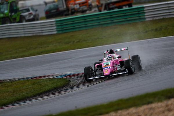 Lluvia, pista mojada y cuarto lugar: Duerksen y la primera carrera de Lausitzring - Automovilismo - ABC Color