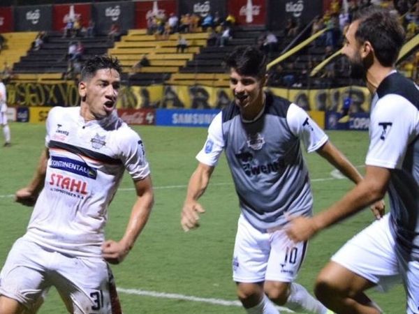 “Hoy fue mi último entrenamiento en Defensa, pero no sé cuando viajo” - Cerro Porteño - ABC Color