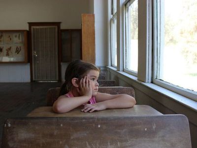 Invertir en que niñas acaben la educación secundaria aumenta el PIB un 10%