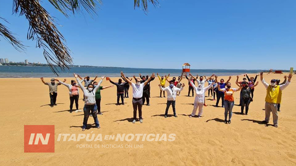 CAPACITAN A VENDEDORES AMBULANTES PARA VENTAS EN PLAYAS DE ENCARNACIÓN