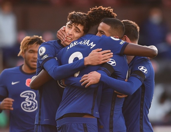 Chelsea da un paseo ante el Burnley